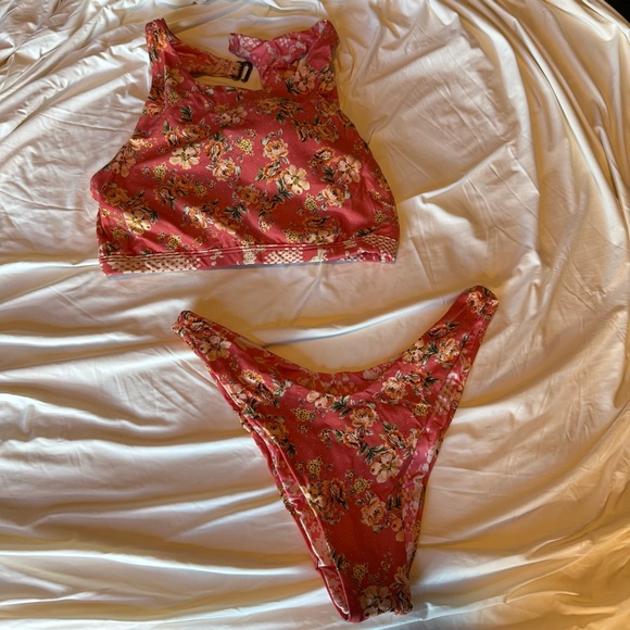 Maaji Other - Maaji Reversible Floral / Animal Print Pink Bikini Set